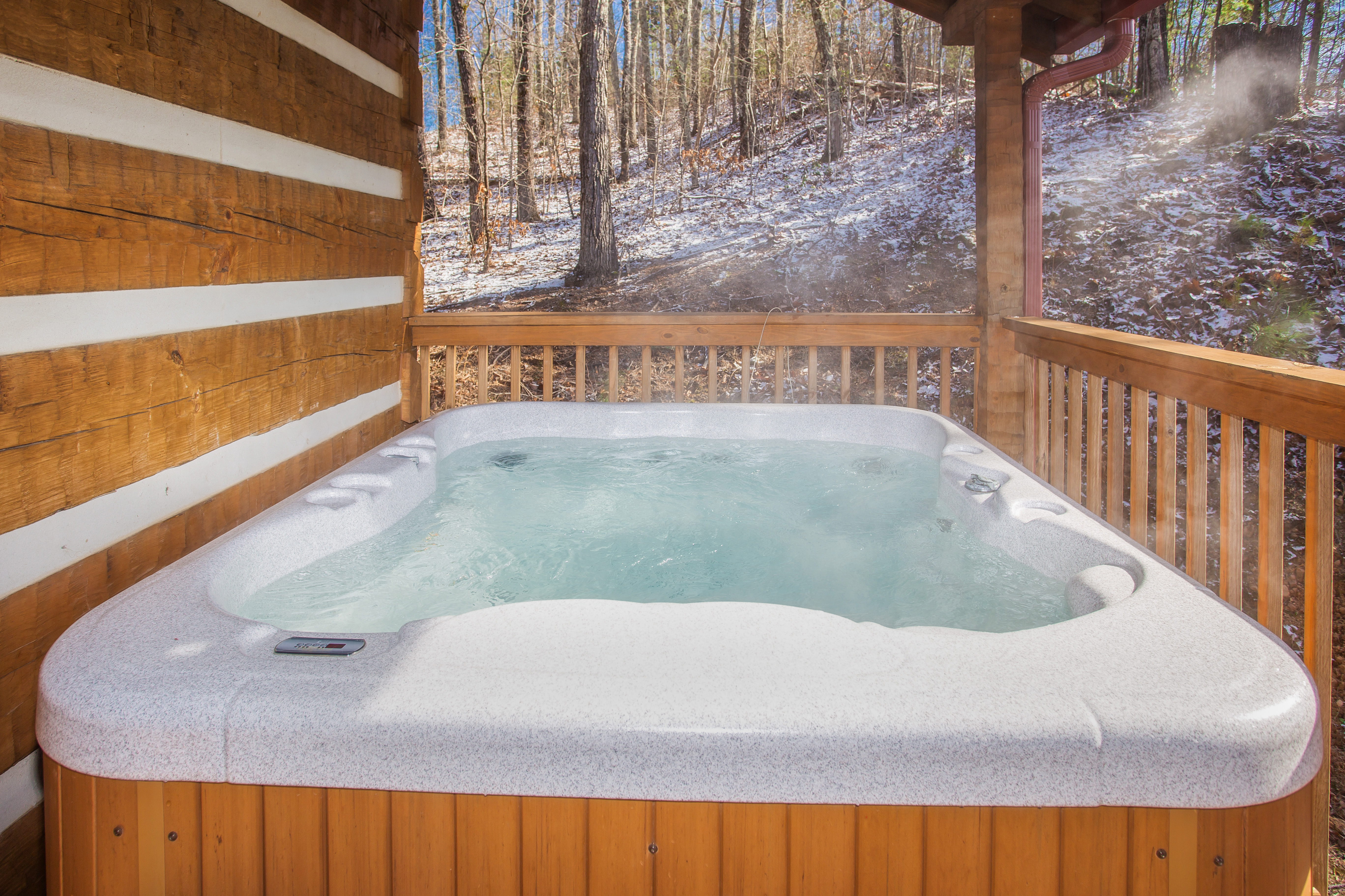 Pigeon Forge, Tennessee, 37863, United States, 2 Bedrooms Bedrooms, ,2 BathroomsBathrooms,Residential,For Sale,1982170