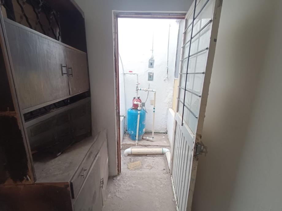 Av. Hidalgo, Torreón, Coahuila de Zaragoza, 27000, Mexico, 3 Bedrooms Bedrooms, ,2 BathroomsBathrooms,Residential,For Sale,Av. Hidalgo,1672178