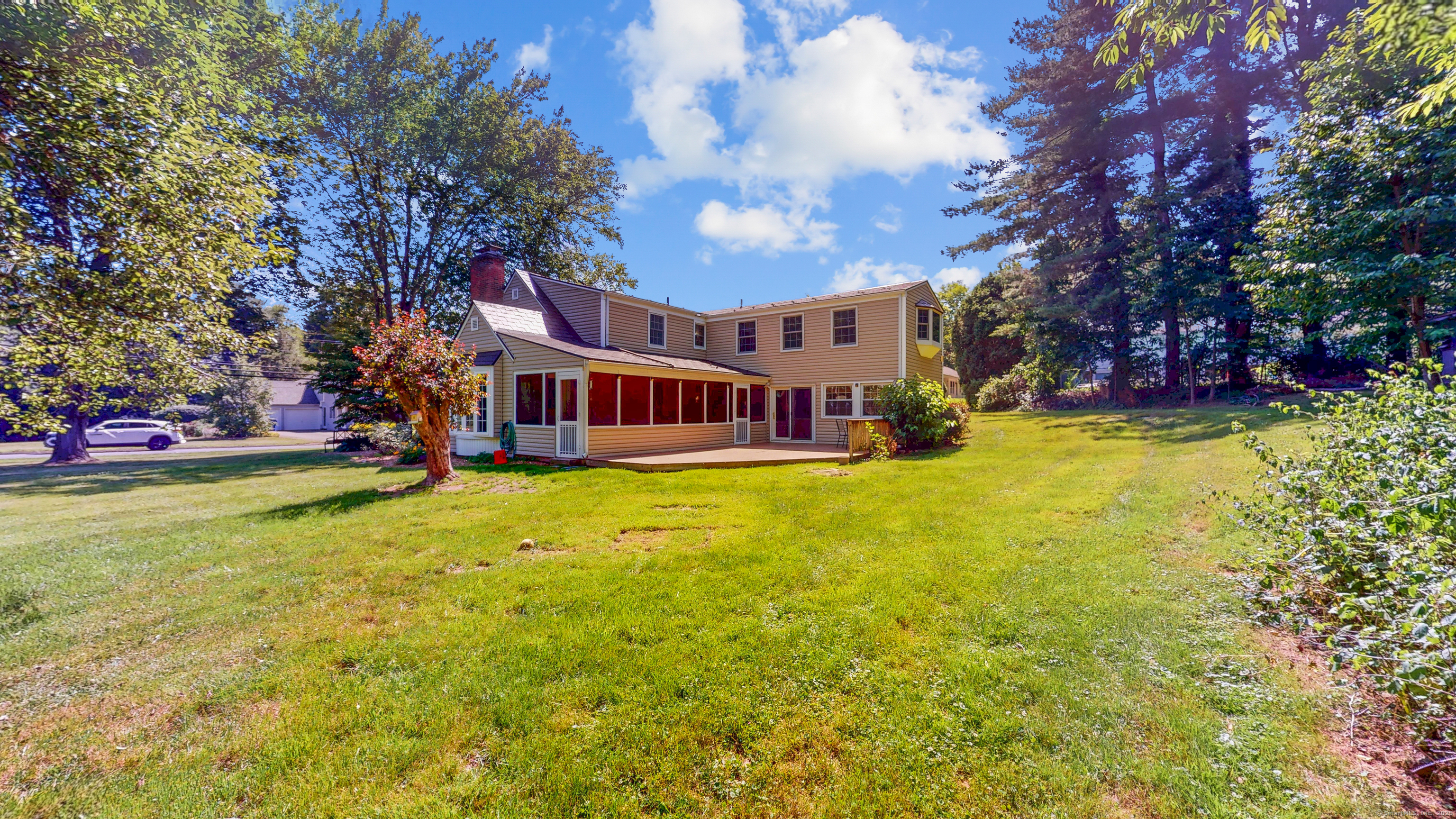 West Hartford, Connecticut, 06107, United States, 5 Bedrooms Bedrooms, ,3 BathroomsBathrooms,Residential,For Sale,1876446