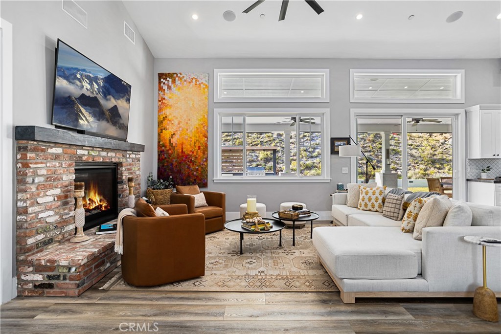 Temecula, California, 92590, United States, 4 Bedrooms Bedrooms, ,3 BathroomsBathrooms,Residential,For Sale,2013760