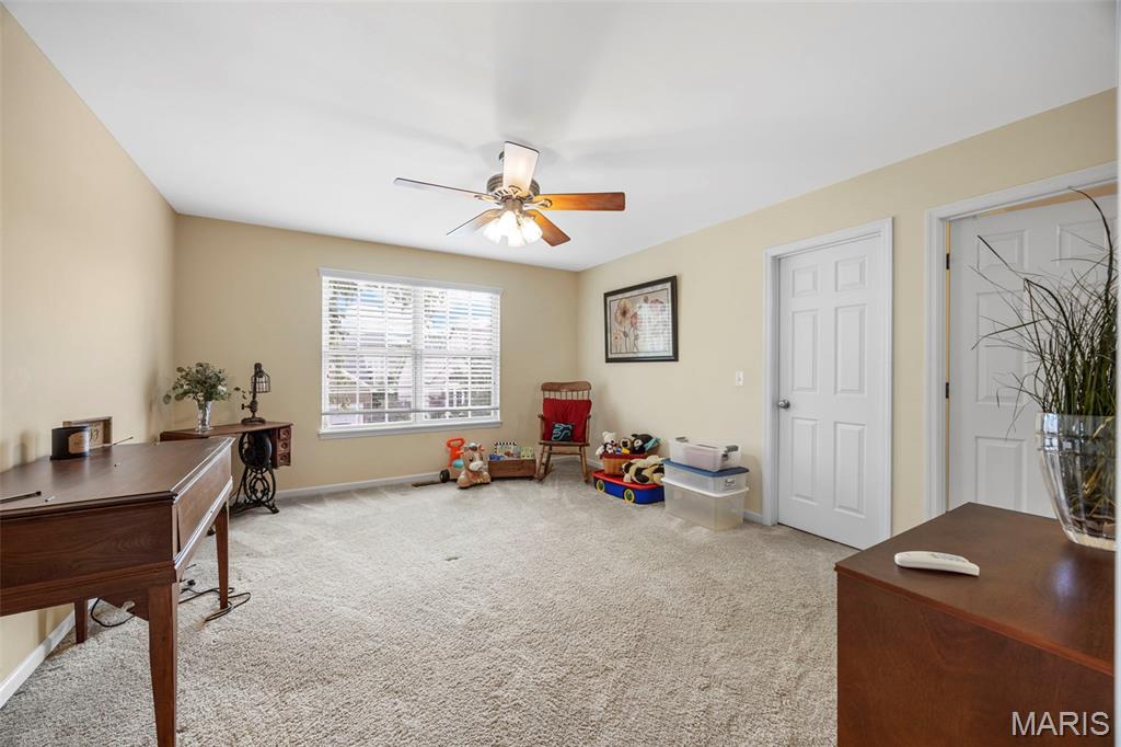 Wentzville, Missouri, 63385, United States, 4 Bedrooms Bedrooms, ,3 BathroomsBathrooms,Residential,For Sale,1991538