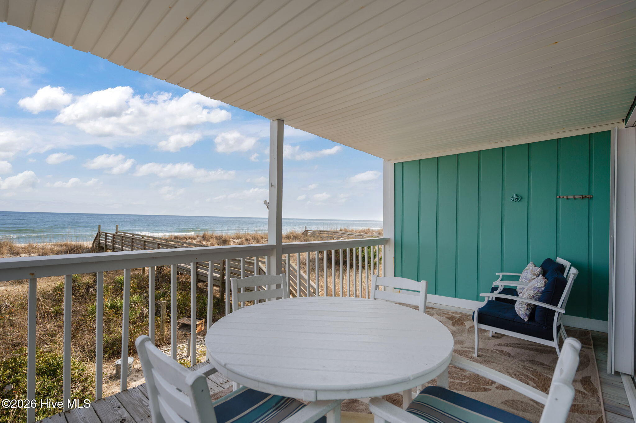 Carolina Beach, North Carolina, 28428, United States, 2 Bedrooms Bedrooms, ,2 BathroomsBathrooms,Residential,For Sale,2010821