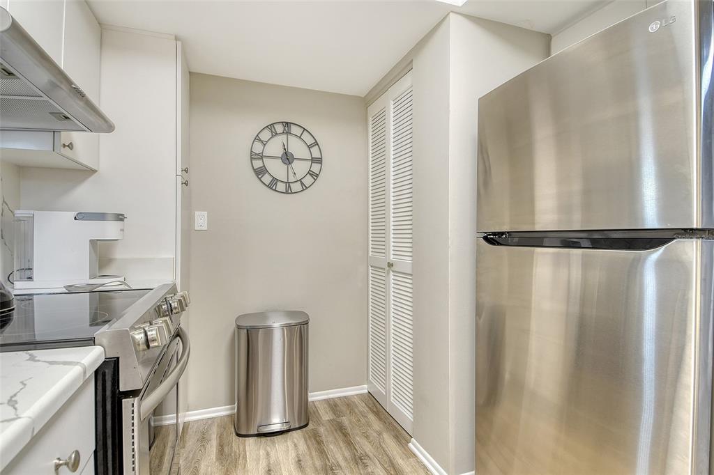 Longboat Key, Florida, 34228, United States, 2 Bedrooms Bedrooms, ,1 BathroomBathrooms,Residential,For Sale,1859781