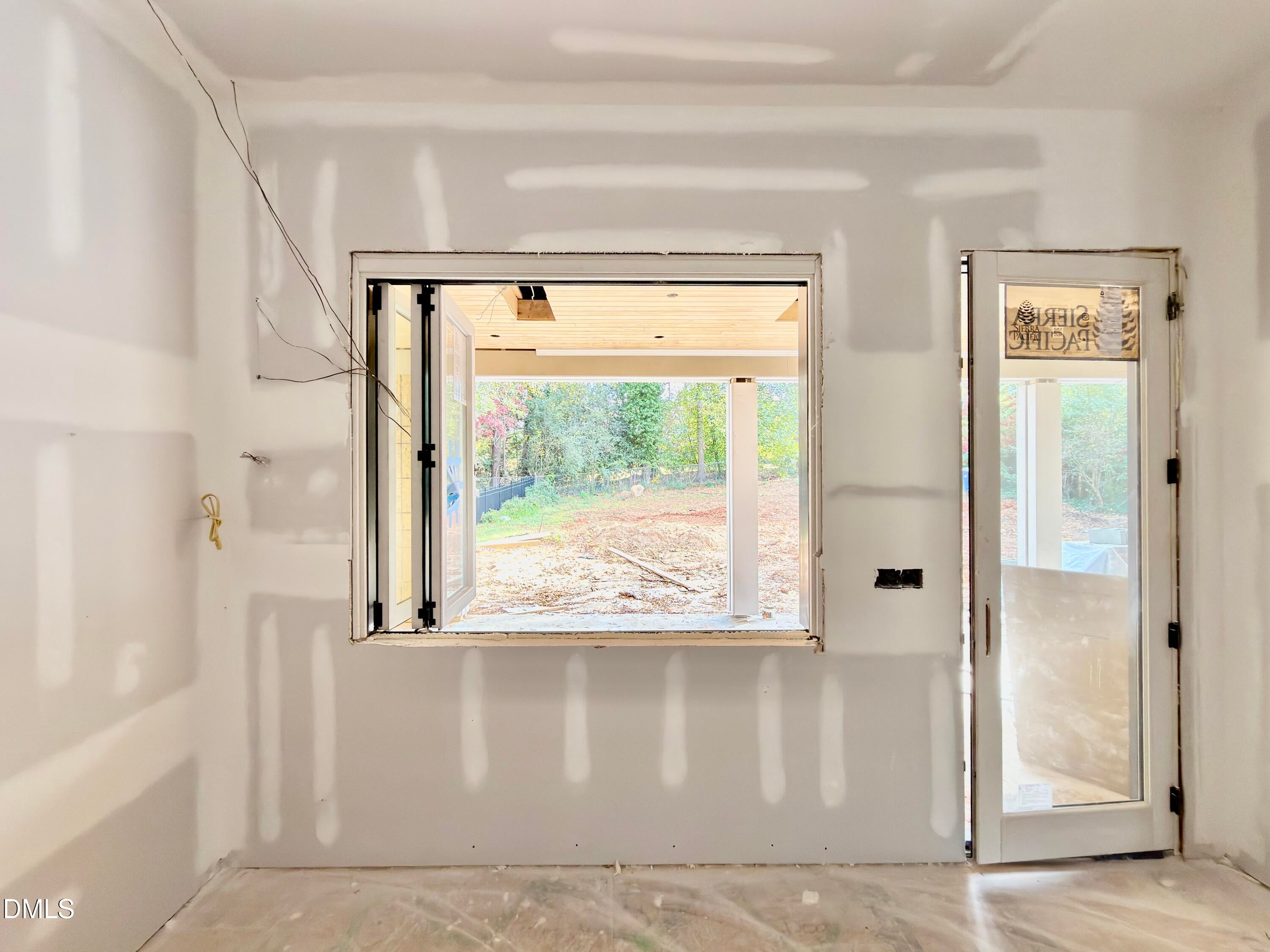 Raleigh, North Carolina, 27608, United States, 4 Bedrooms Bedrooms, ,6 BathroomsBathrooms,Residential,For Sale,1988275