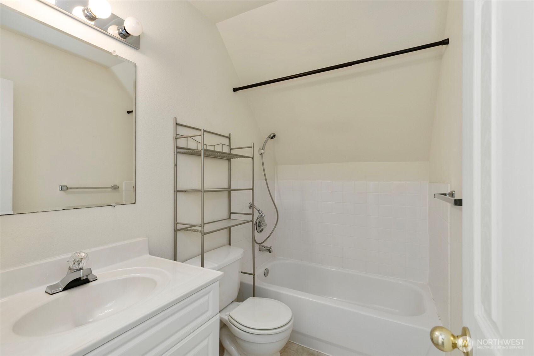 Port Townsend, Washington, 98368, United States, 3 Bedrooms Bedrooms, ,3 BathroomsBathrooms,Residential,For Sale,1847434