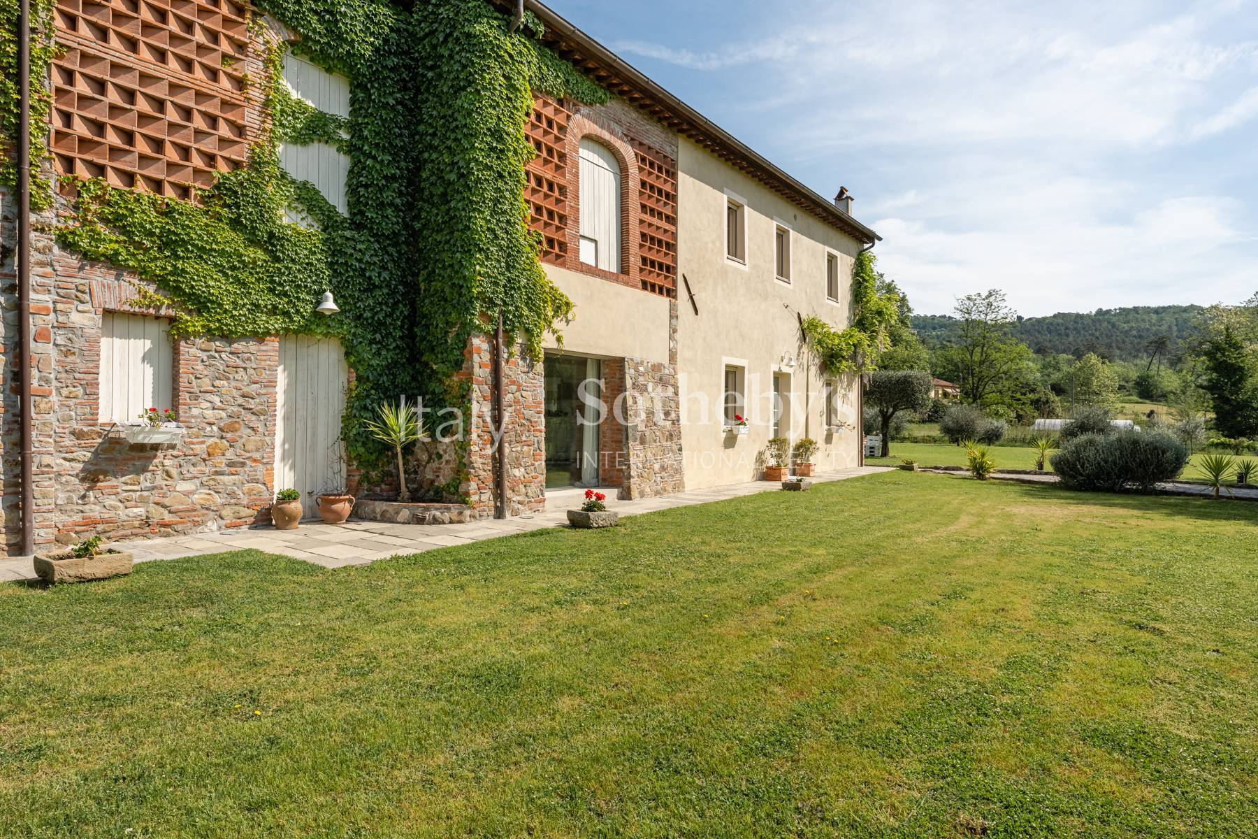  Exclusive luxury Tuscan-style farmhouse recently renovated - 物件實景