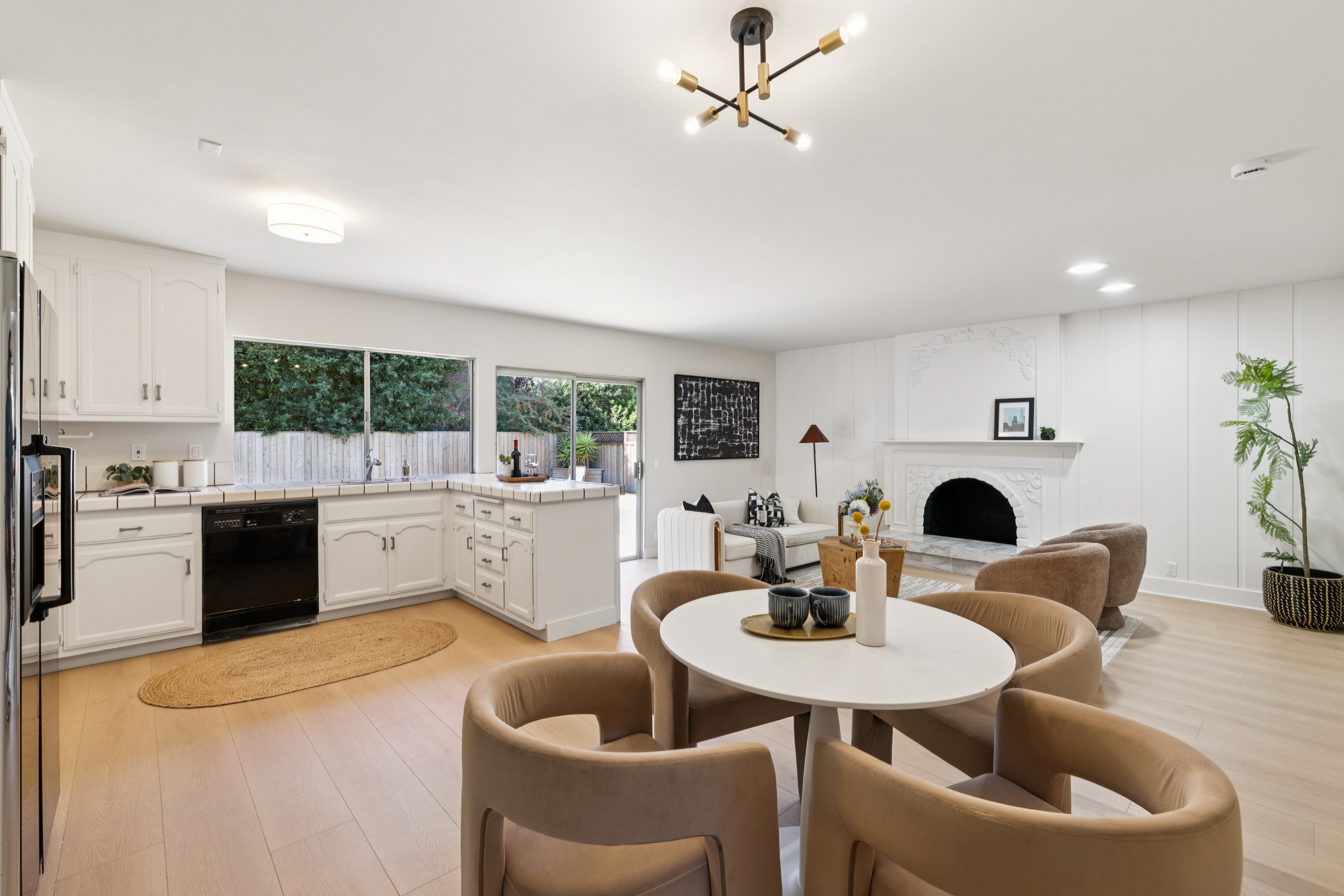  Single-Level Living in One of San Rafael’s Most Charming Pockets - 物件實景