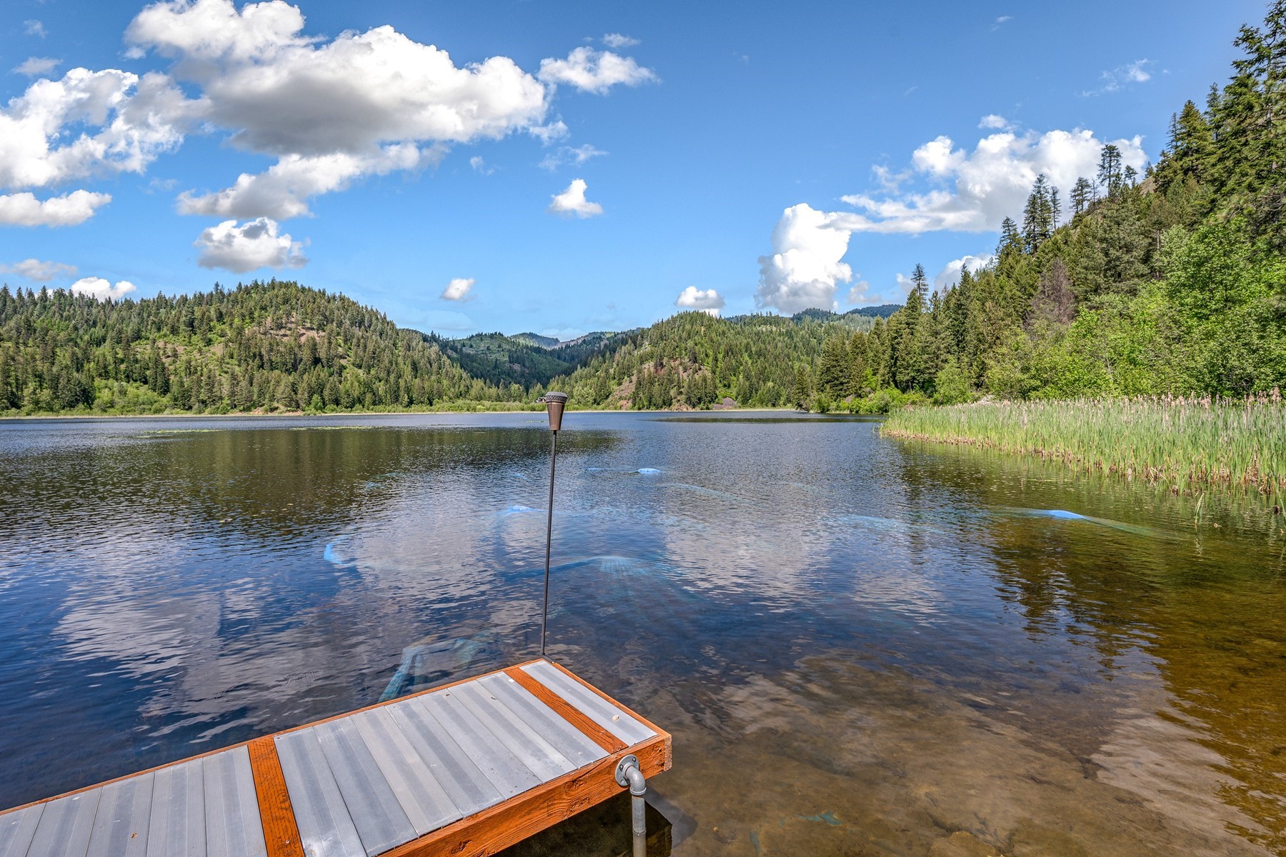  Lake Retreat on Private Acreage - 物件實景