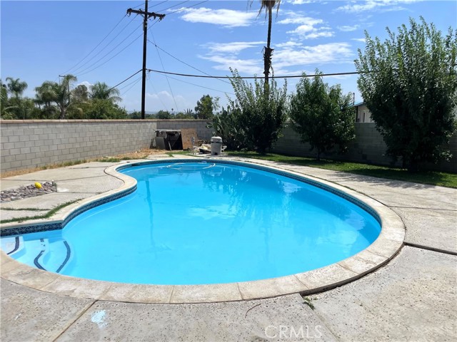 Riverside, California, 92503, United States, 4 Bedrooms Bedrooms, ,2 BathroomsBathrooms,Residential,For Sale,1928709