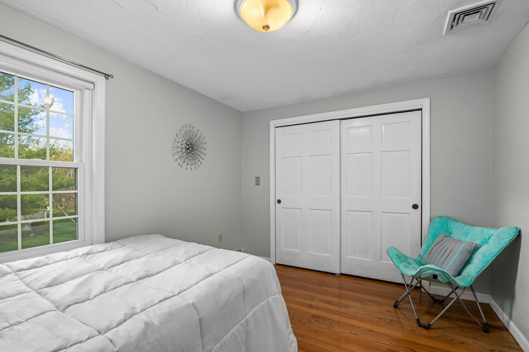  387 West Main Street, Millbury, MA 01527 - 物件實景