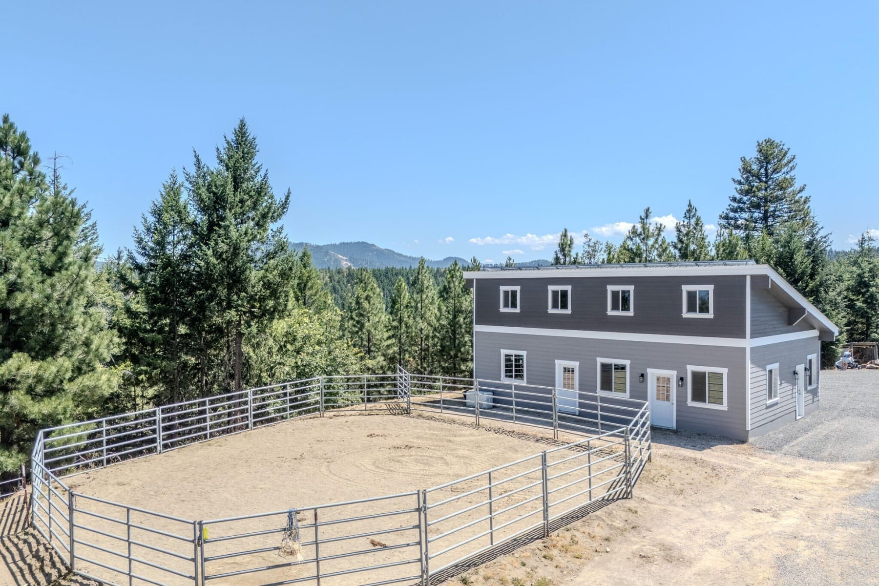  7036 Griffin Lane Jacksonville, OR 97530 - 物件實景