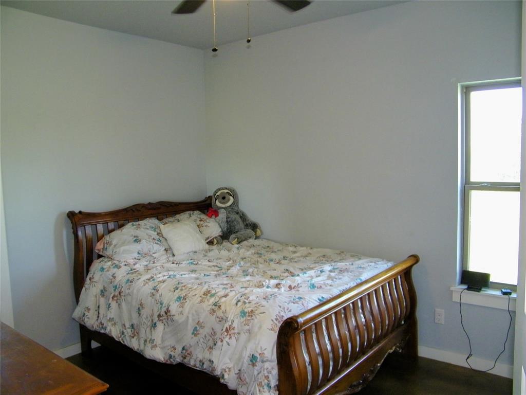 Kingfisher, Oklahoma, 73750, United States, 4 Bedrooms Bedrooms, ,3 BathroomsBathrooms,Residential,For Sale,1973899