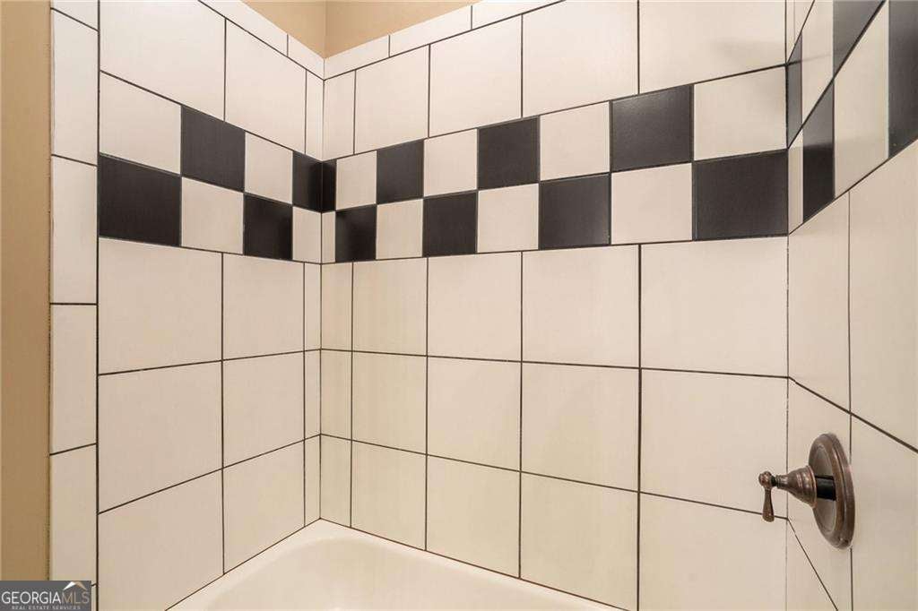 Braselton, Georgia, 30517, United States, 6 Bedrooms Bedrooms, ,5 BathroomsBathrooms,Residential,For Sale,1952004