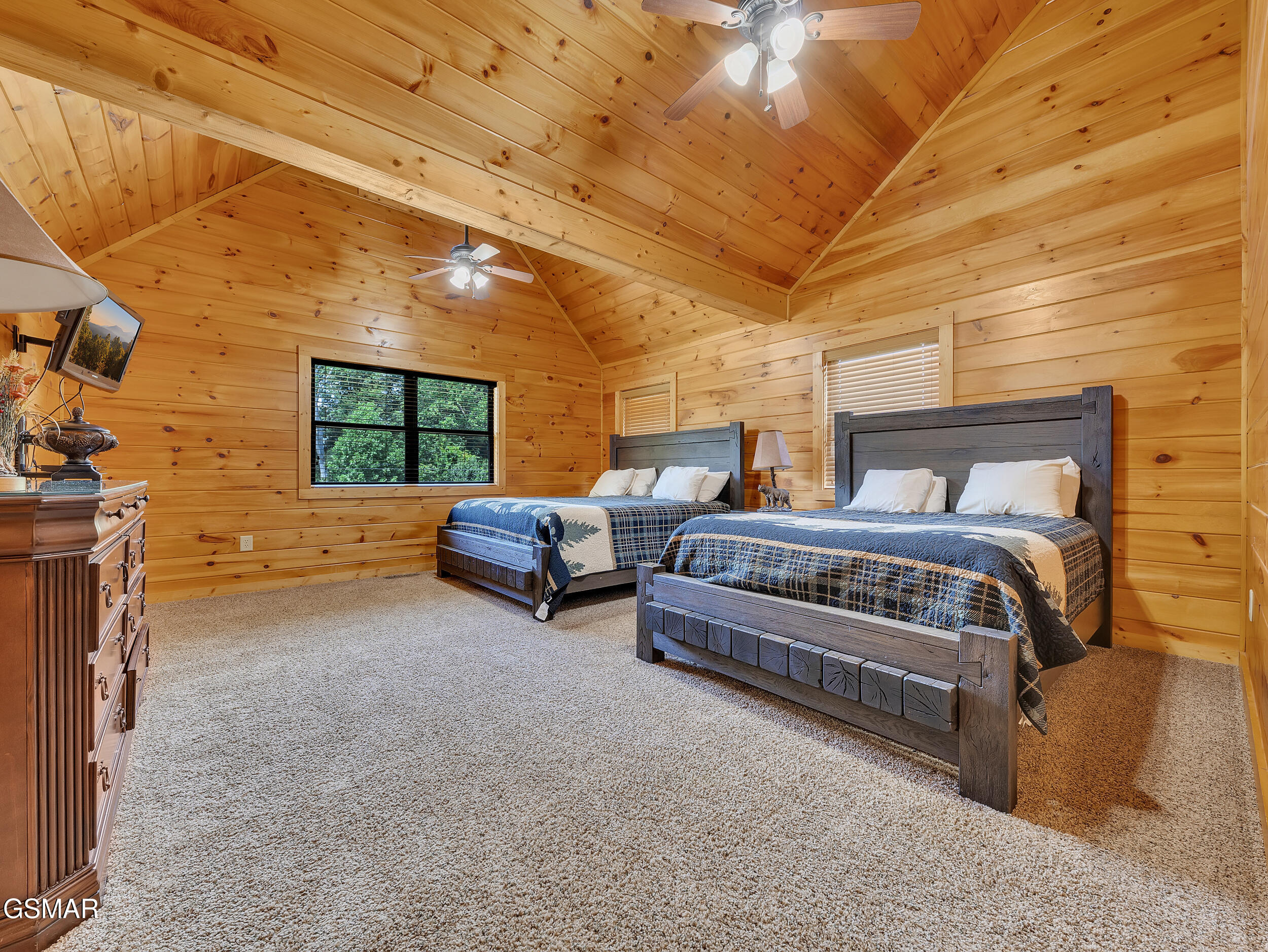 Sevierville, Tennessee, 37862, United States, 3 Bedrooms Bedrooms, ,3 BathroomsBathrooms,Residential,For Sale,1978945