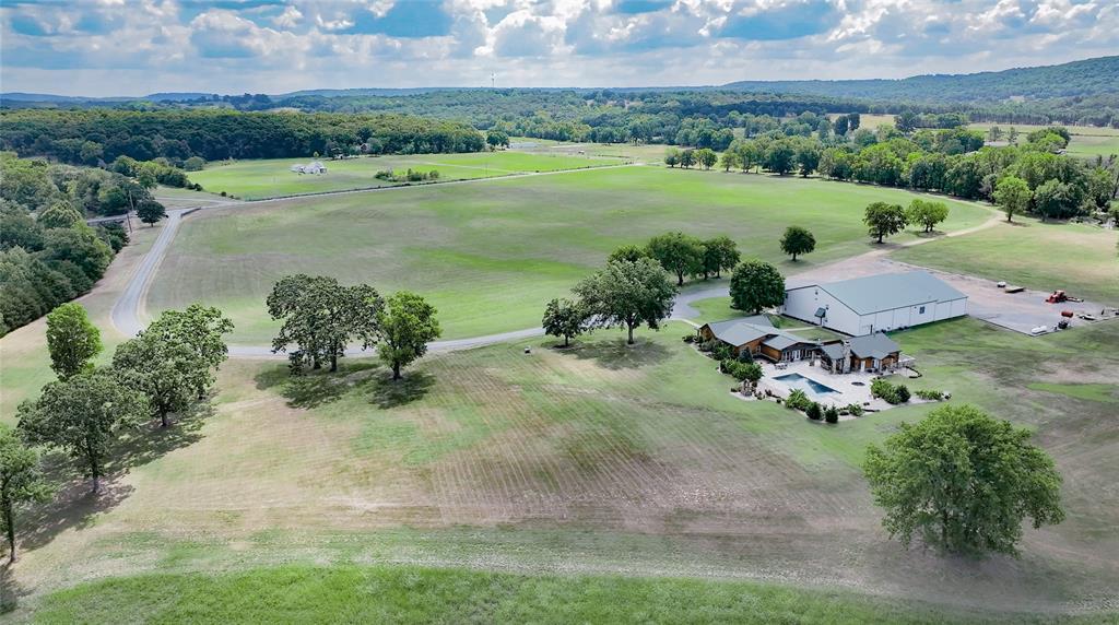 Fort Gibson, Oklahoma, 74434, United States, 2 Bedrooms Bedrooms, ,3 BathroomsBathrooms,Residential,For Sale,1982810