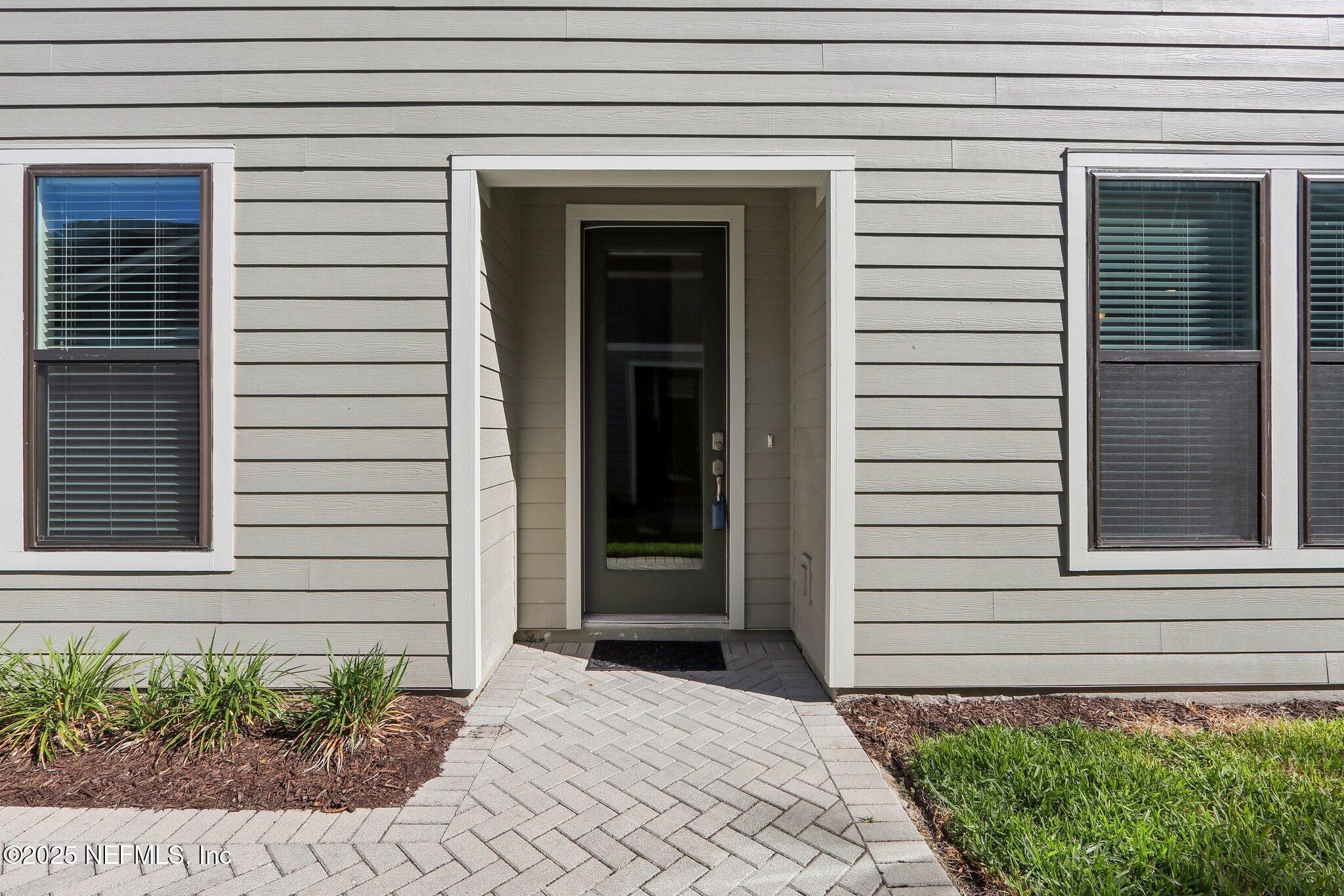 Jacksonville, Florida, 32256, United States, 4 Bedrooms Bedrooms, ,3 BathroomsBathrooms,Residential,For Sale,1796849