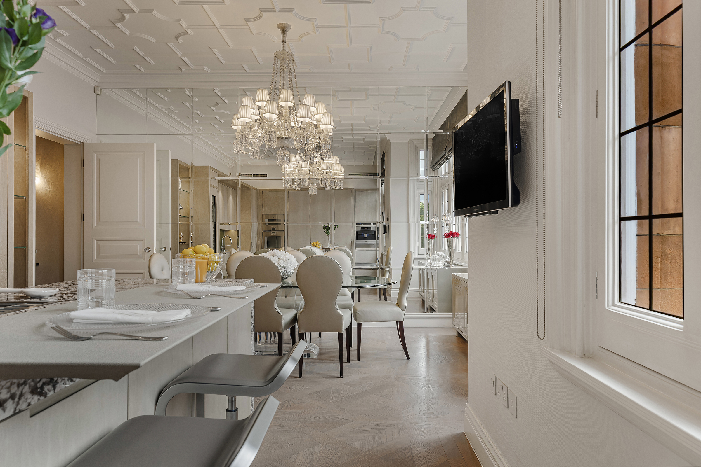  A Grand Mayfair Apartment Overlooking Mount Street Gardens - 物件實景