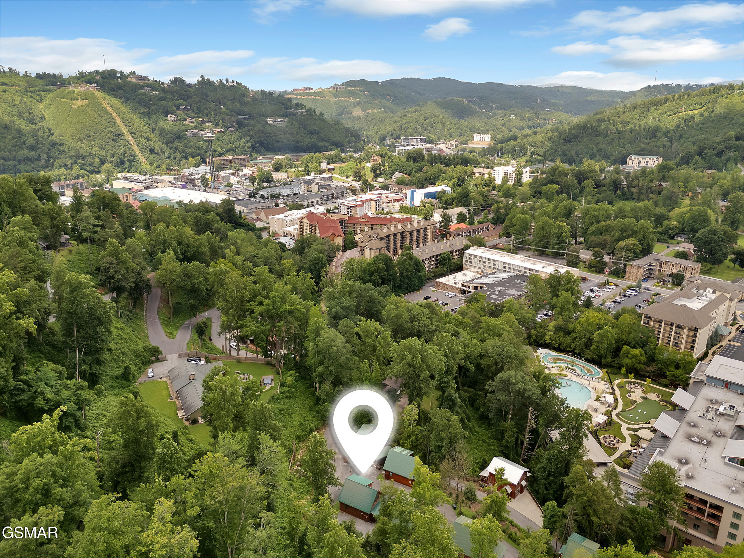 Gatlinburg, Tennessee, 37738, United States, 2 Bedrooms Bedrooms, ,2 BathroomsBathrooms,Residential,For Sale,1982435