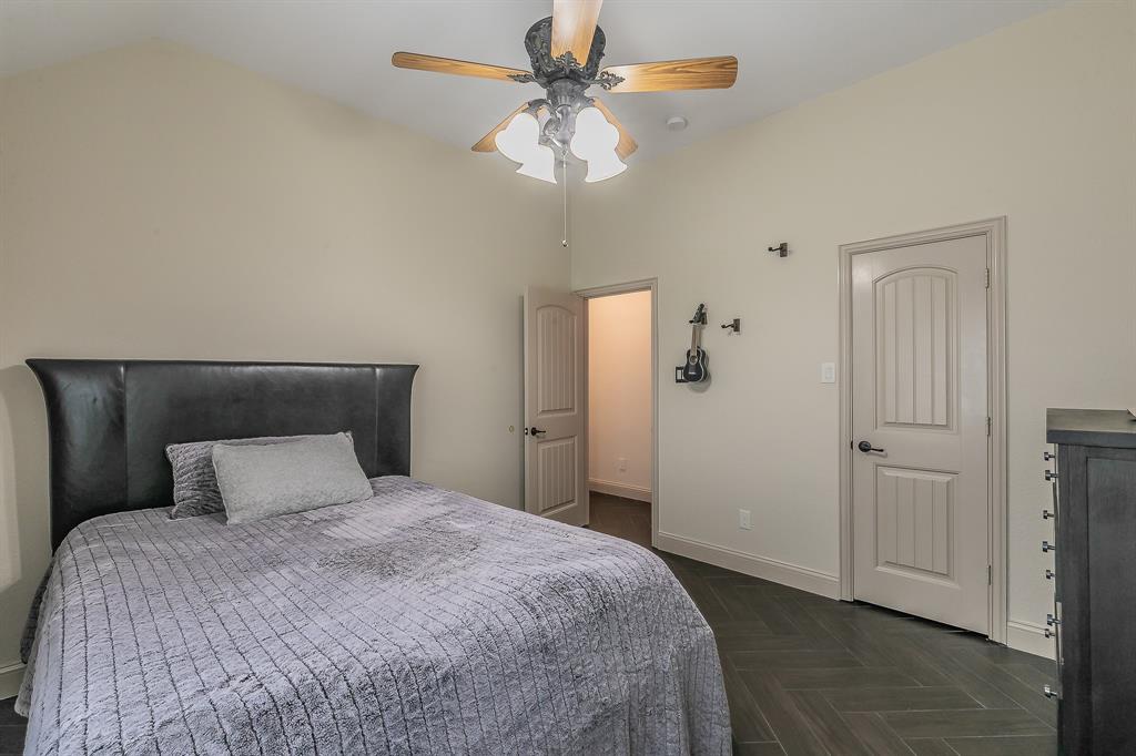 Fort Worth, Texas, 76179, United States, 5 Bedrooms Bedrooms, ,3 BathroomsBathrooms,Residential,For Sale,1915477