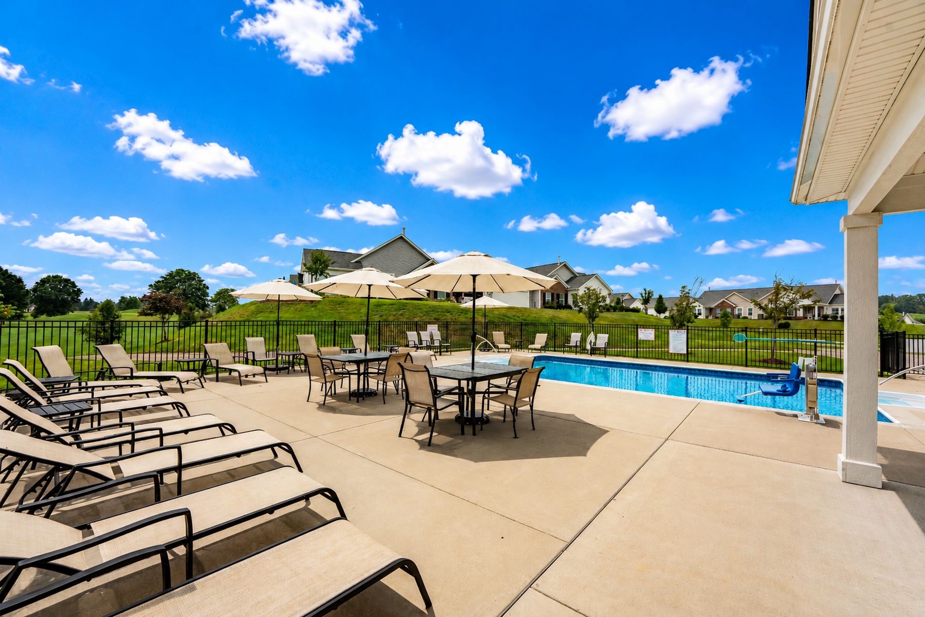  1083 Forest Oaks Drive, Butler, PA 16001 - 物件實景