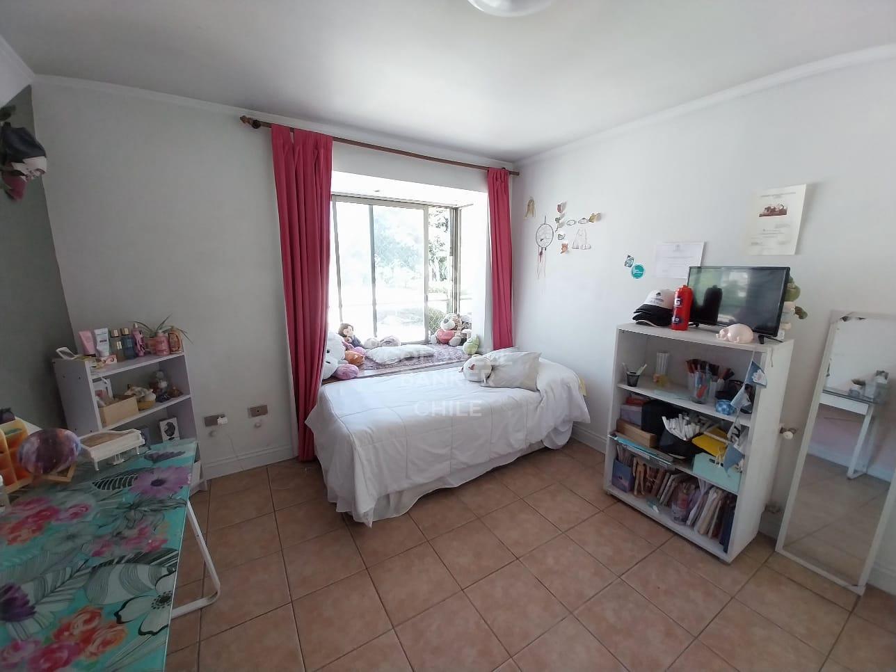 La Reina, Chile, 5 Bedrooms Bedrooms, ,4 BathroomsBathrooms,Residential,For Sale,1728791