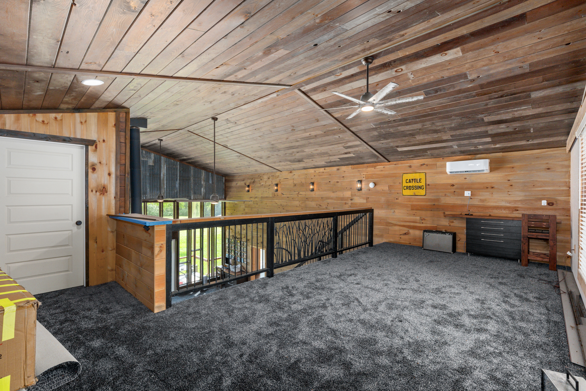 Sawyerville, Illinois, 62085, United States, 3 Bedrooms Bedrooms, ,3 BathroomsBathrooms,Residential,For Sale,1983807