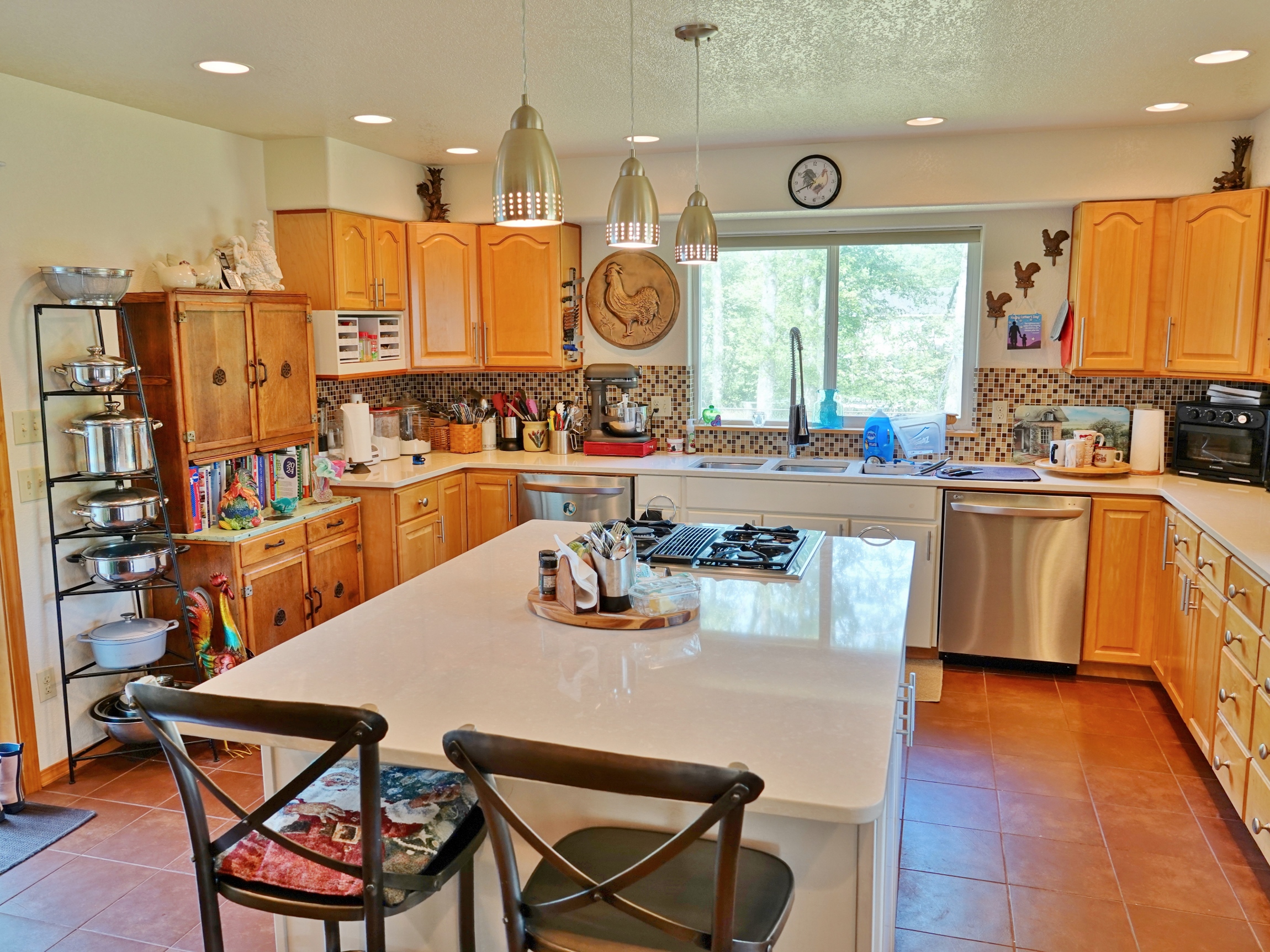Ocean Shores, Washington, 98569, United States, 5 Bedrooms Bedrooms, ,2 BathroomsBathrooms,Residential,For Sale,1850232