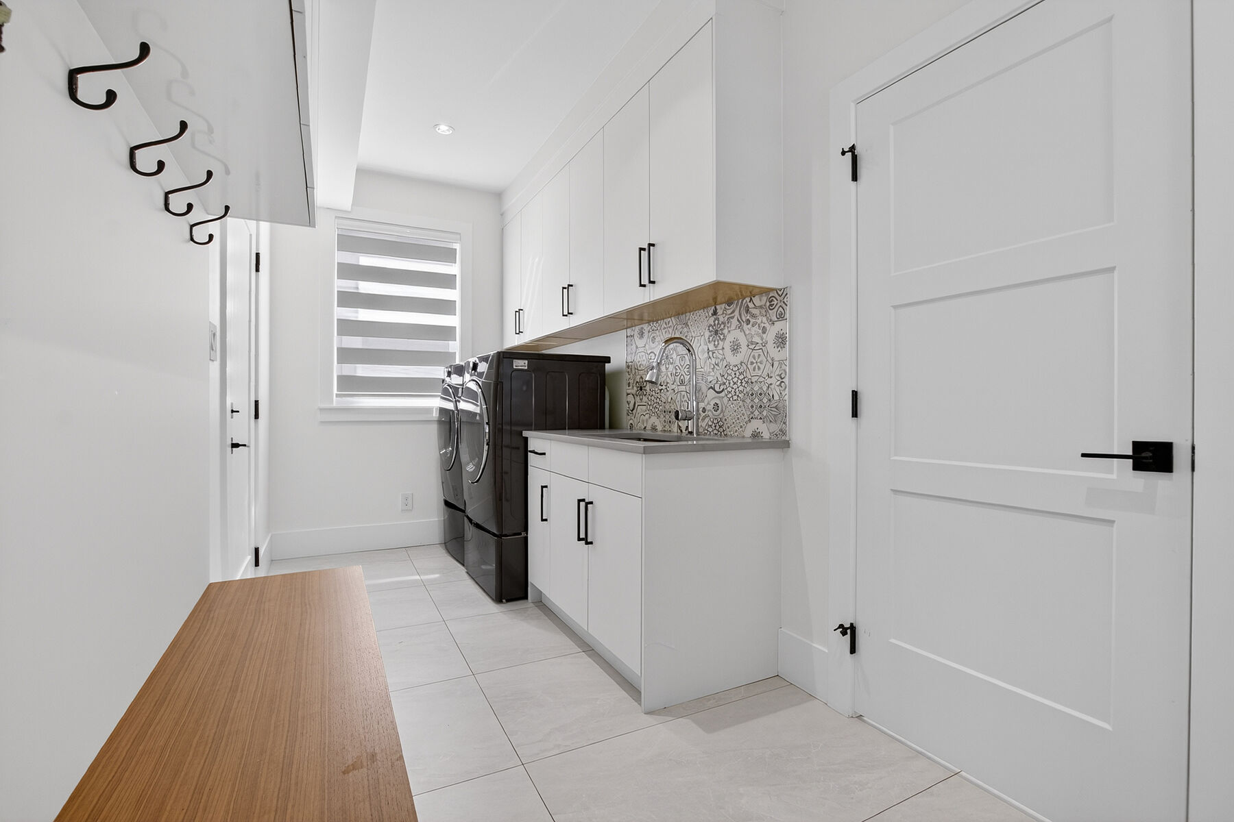  Spacious & Bright - 物件實景