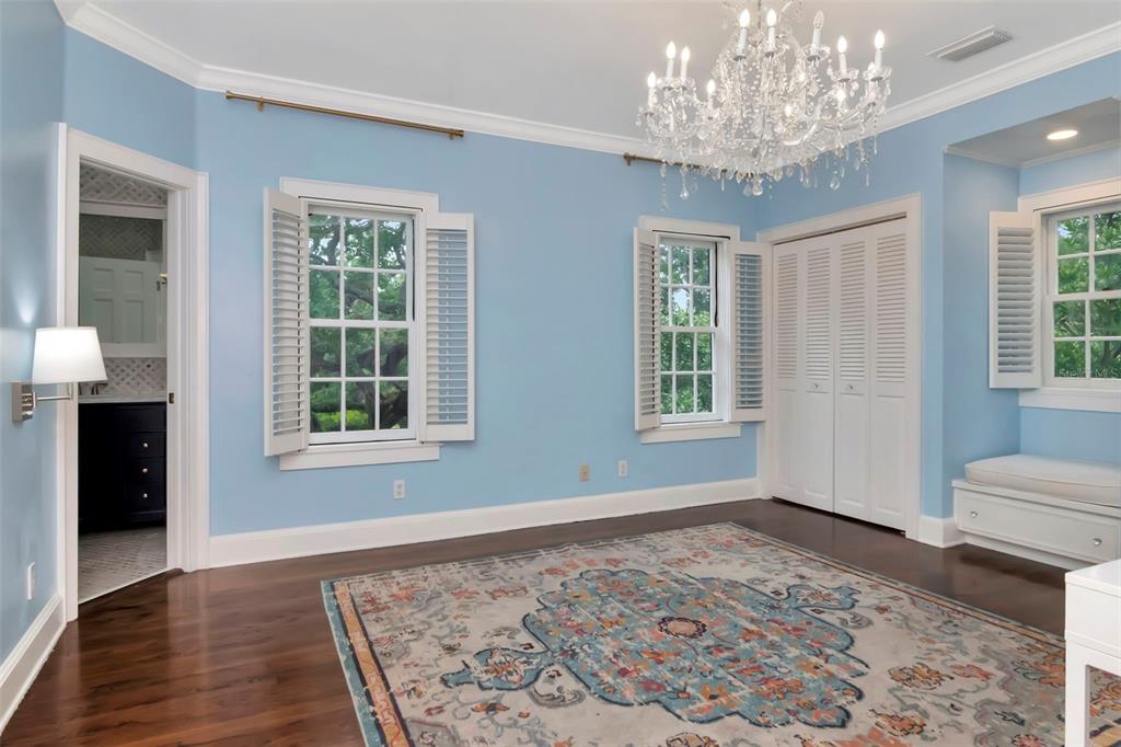 Tampa, Florida, 33611, United States, 5 Bedrooms Bedrooms, ,7 BathroomsBathrooms,Residential,For Sale,1988340