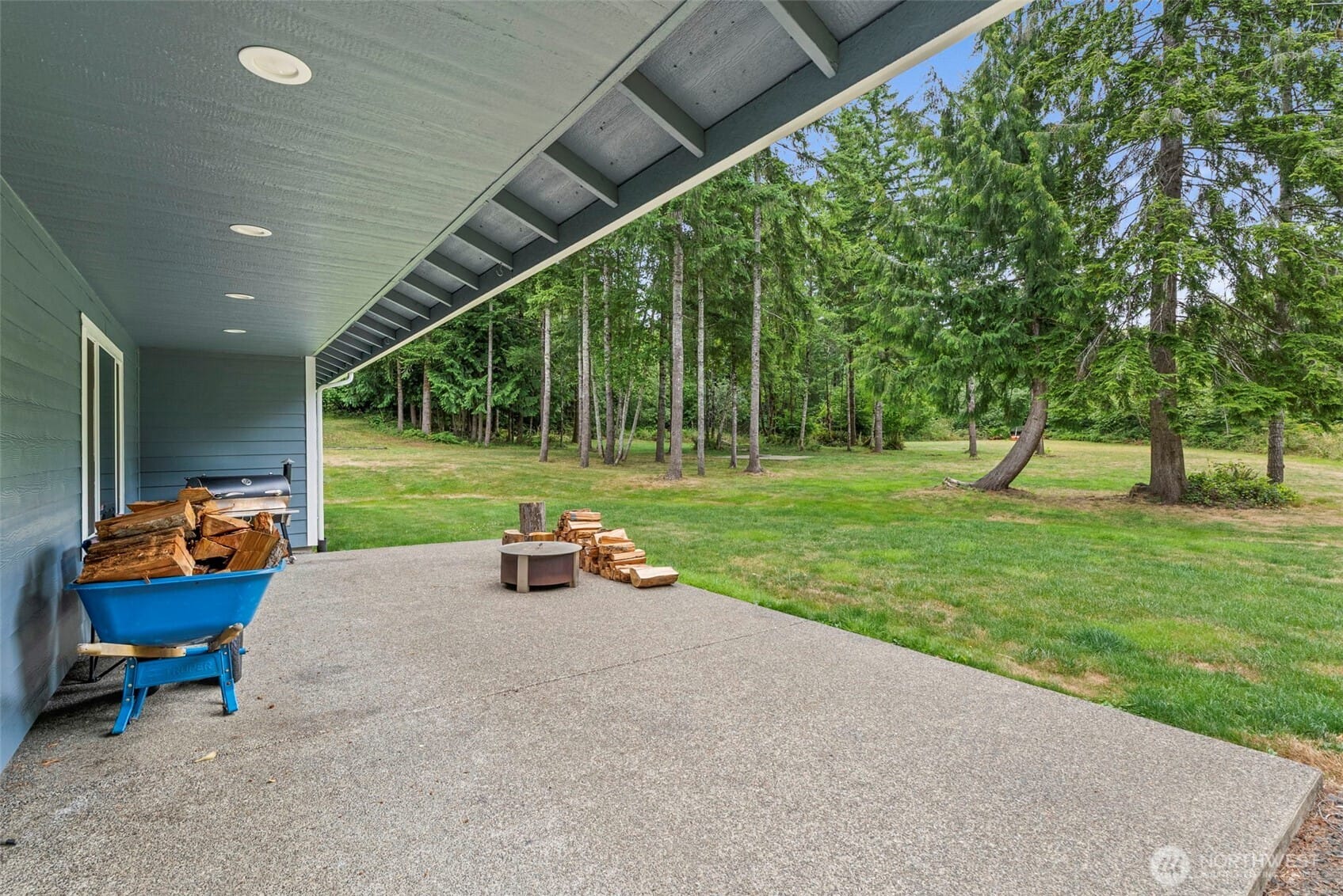 Elma, Washington, 98541, United States, 3 Bedrooms Bedrooms, ,2 BathroomsBathrooms,Residential,For Sale,1942231