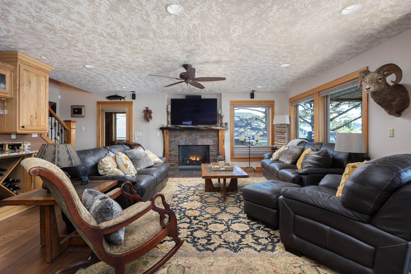 Pacific City, Oregon, 97135, United States, 5 Bedrooms Bedrooms, ,4 BathroomsBathrooms,Residential,For Sale,1998064