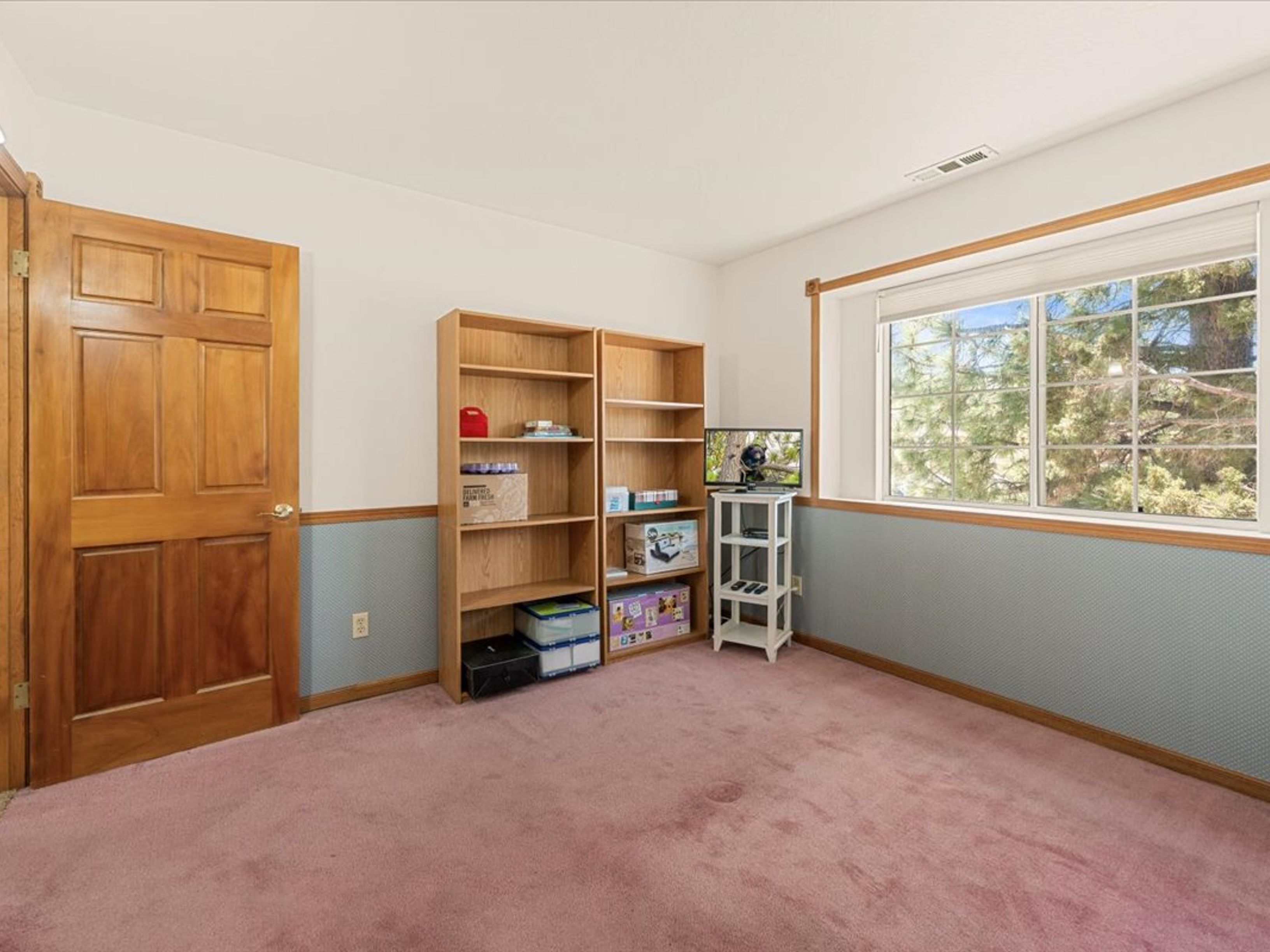  449 San Martin Drive, Big Bear, CA 92314 - 物件實景