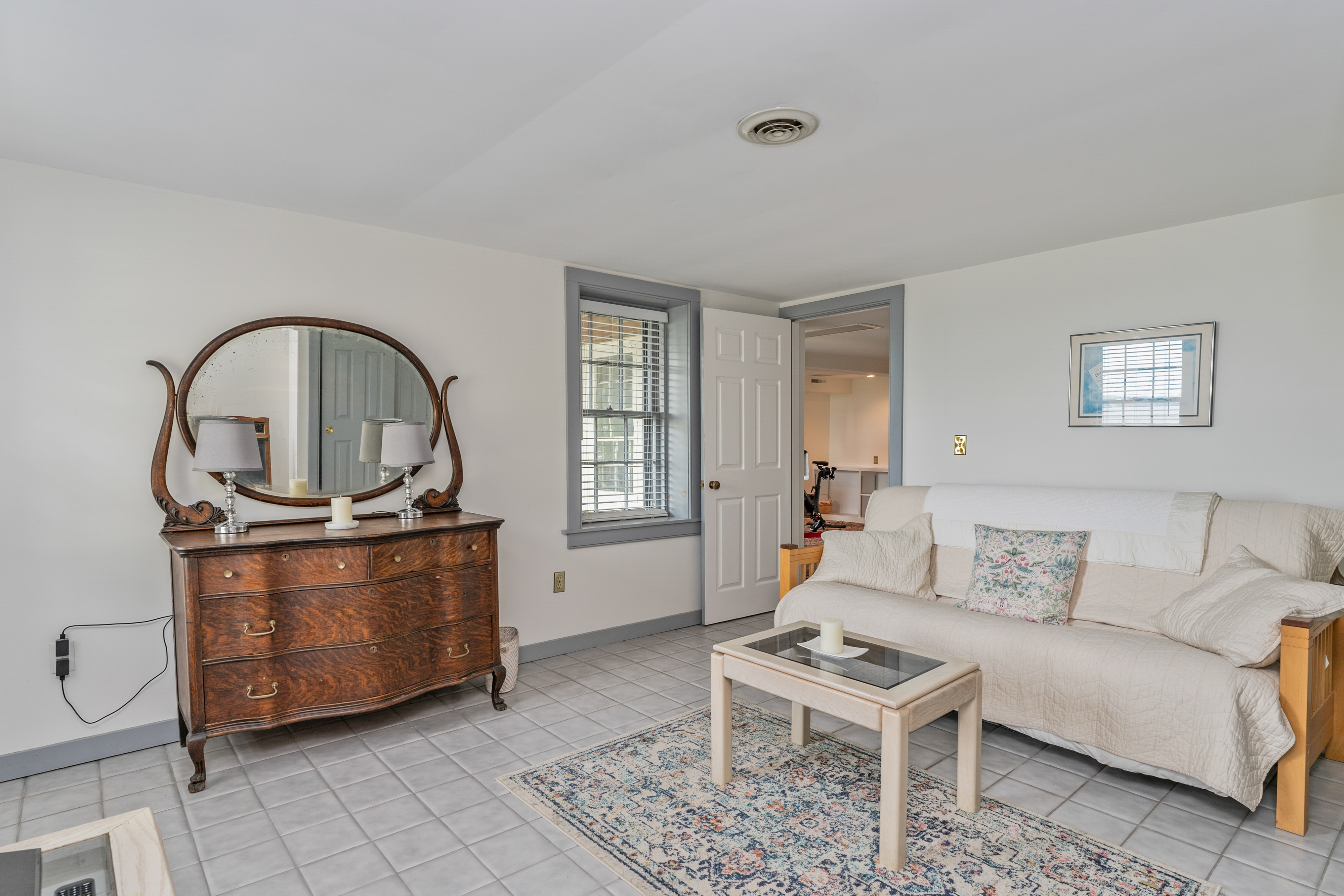  Eclectic City Home on Seneca Lake - 物件實景