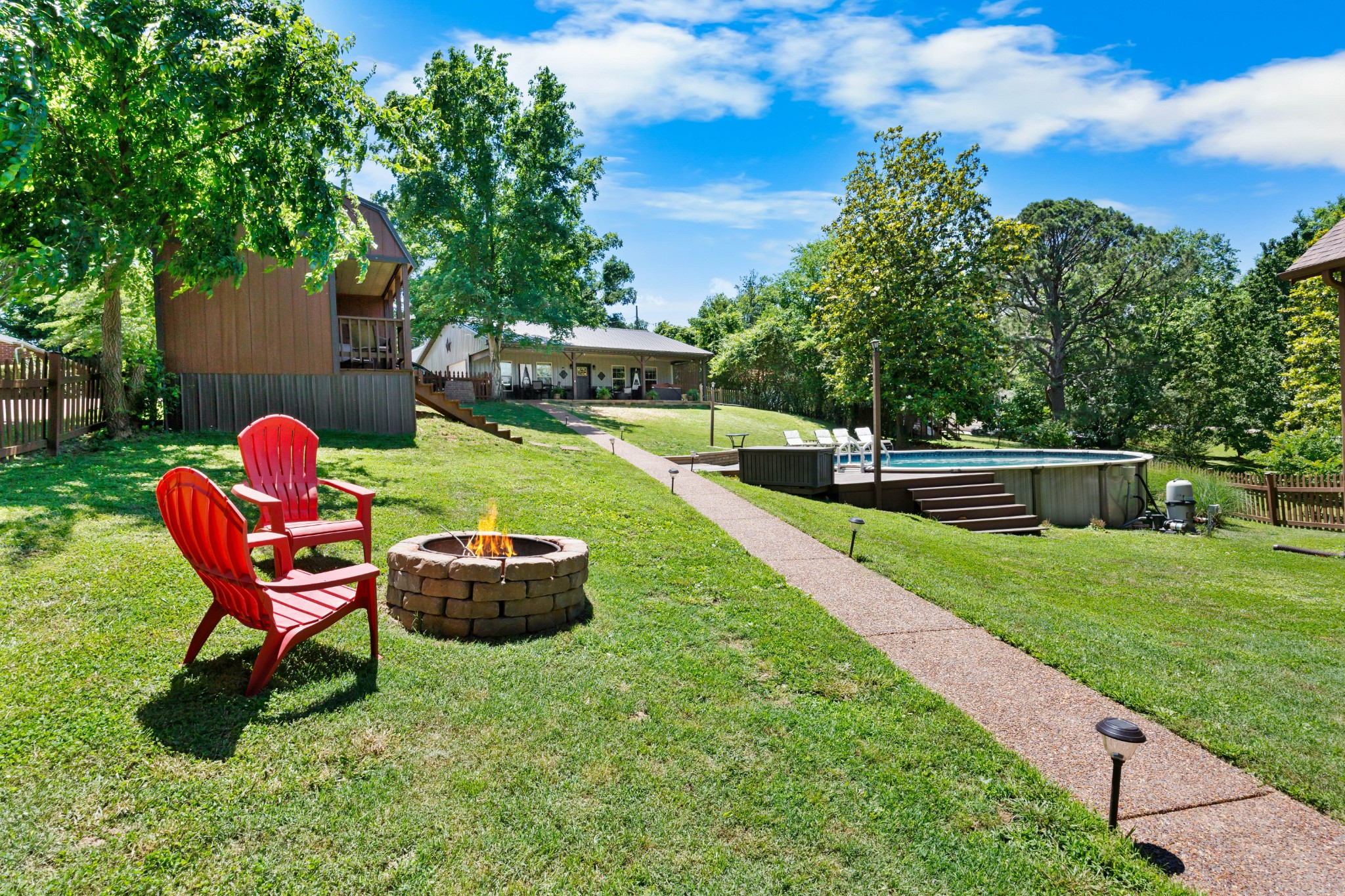 Dover, Tennessee, 37058, United States, 4 Bedrooms Bedrooms, ,3 BathroomsBathrooms,Residential,For Sale,1915564