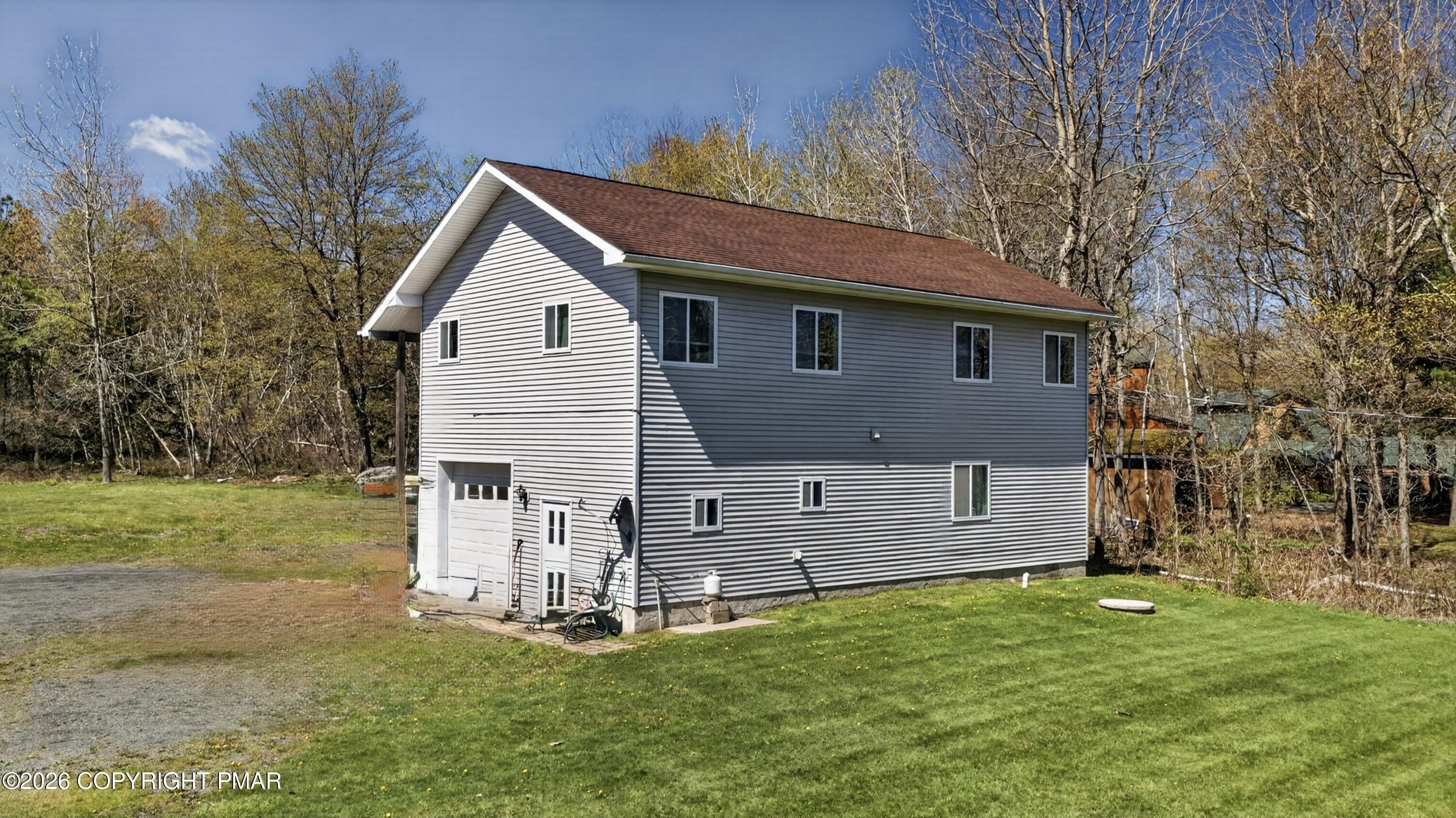 Blakeslee, Pennsylvania, 18610, United States, 6 Bedrooms Bedrooms, ,3 BathroomsBathrooms,Residential,For Sale,2042920
