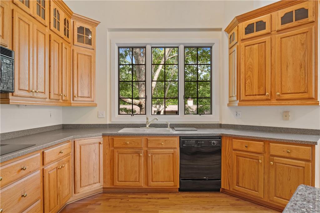 Jasper, Georgia, 30143, United States, 4 Bedrooms Bedrooms, ,5 BathroomsBathrooms,Residential,For Sale,1826778