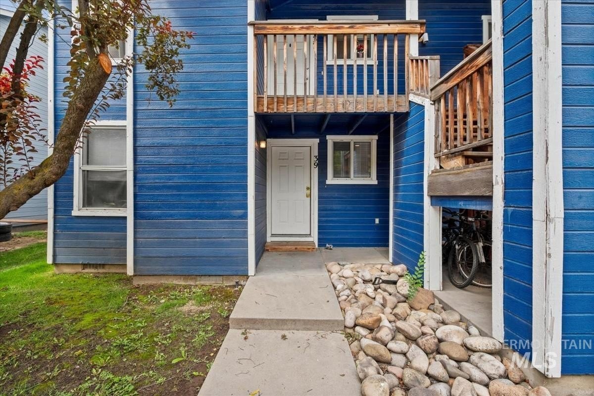 Boise, Idaho, 83706, United States, 8 Bedrooms Bedrooms, ,8 BathroomsBathrooms,Residential,For Sale,1977285