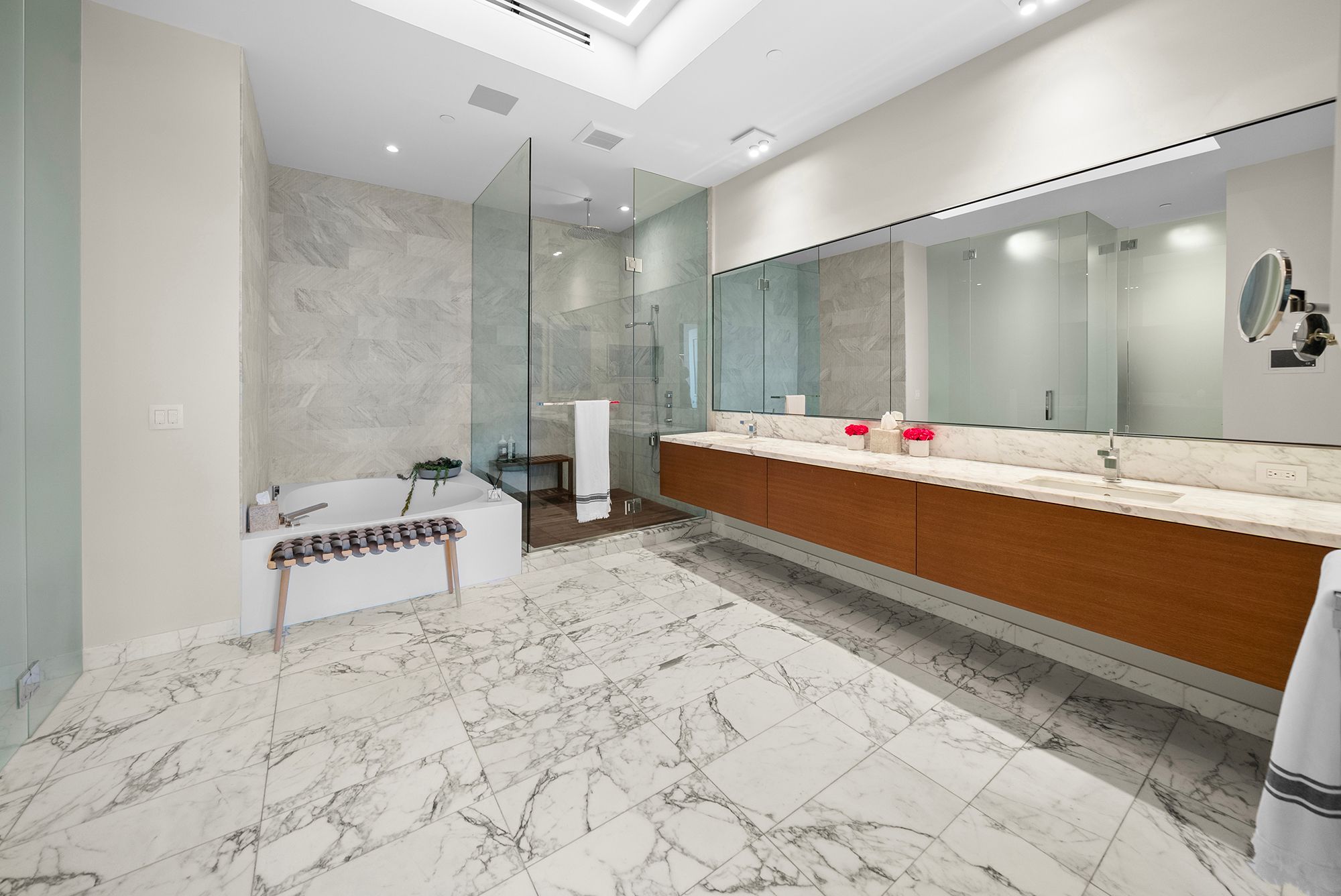  10201 Collins Ave, Bal Harbour, FL, 33154 - 物件實景