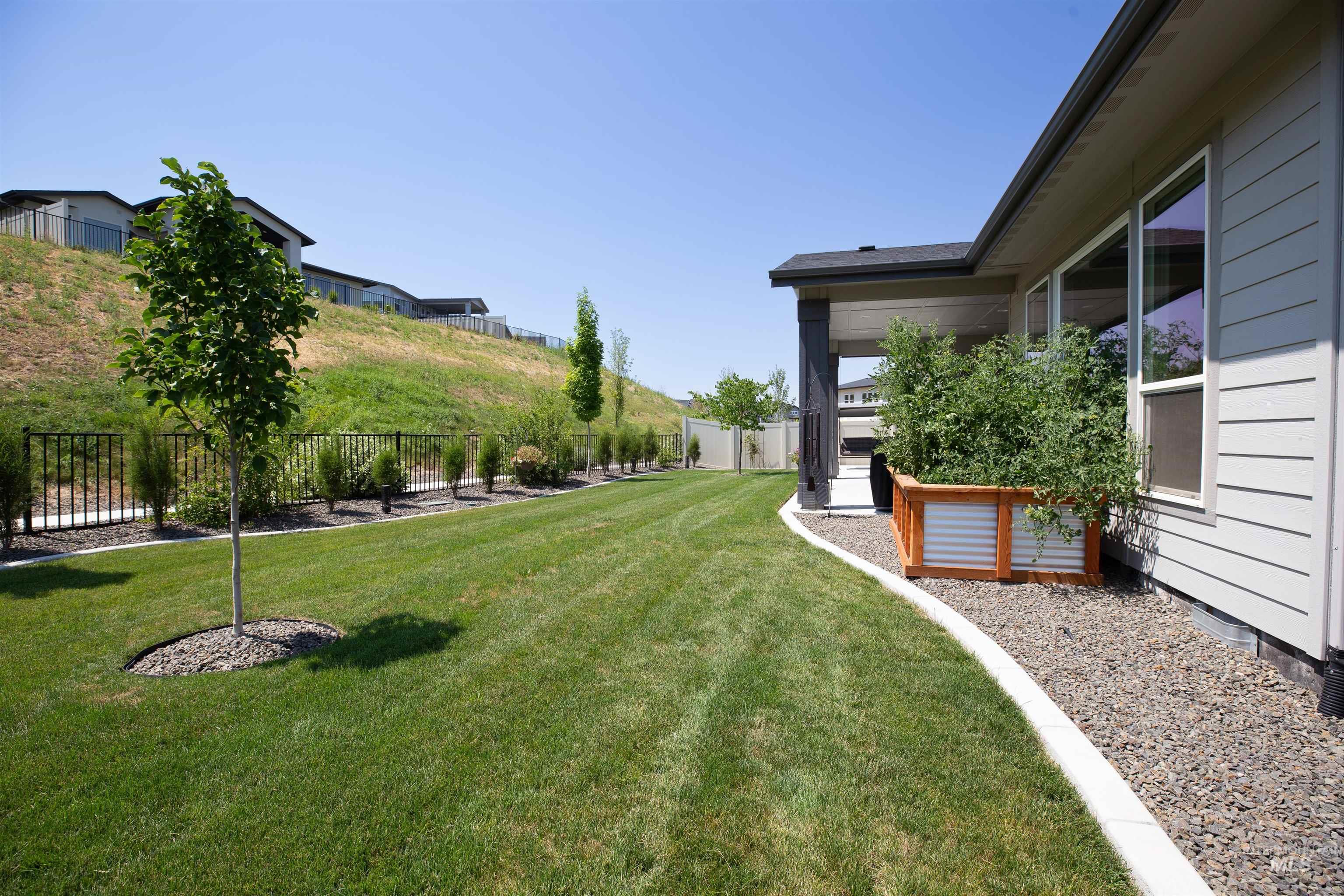 Meridian, Idaho, 83642, United States, 3 Bedrooms Bedrooms, ,3 BathroomsBathrooms,Residential,For Sale,1901356