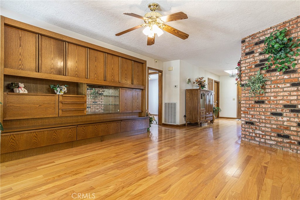 Hesperia, California, 92345, United States, 3 Bedrooms Bedrooms, ,3 BathroomsBathrooms,Residential,For Sale,2030718
