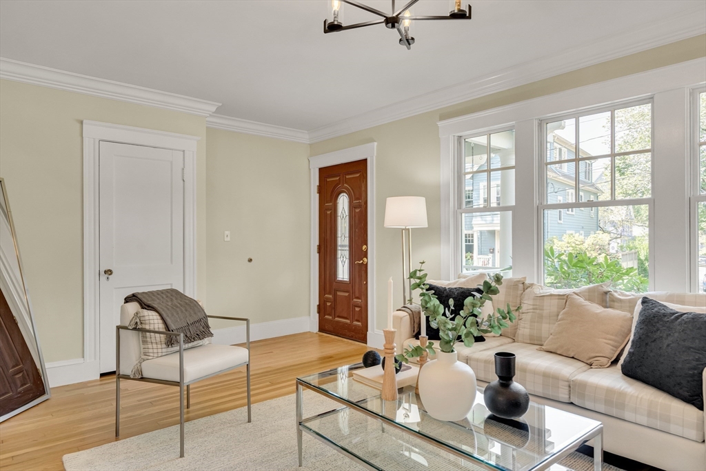 Brookline, Massachusetts, 02445, United States, 10 Bedrooms Bedrooms, ,4 BathroomsBathrooms,Residential,For Sale,1911377