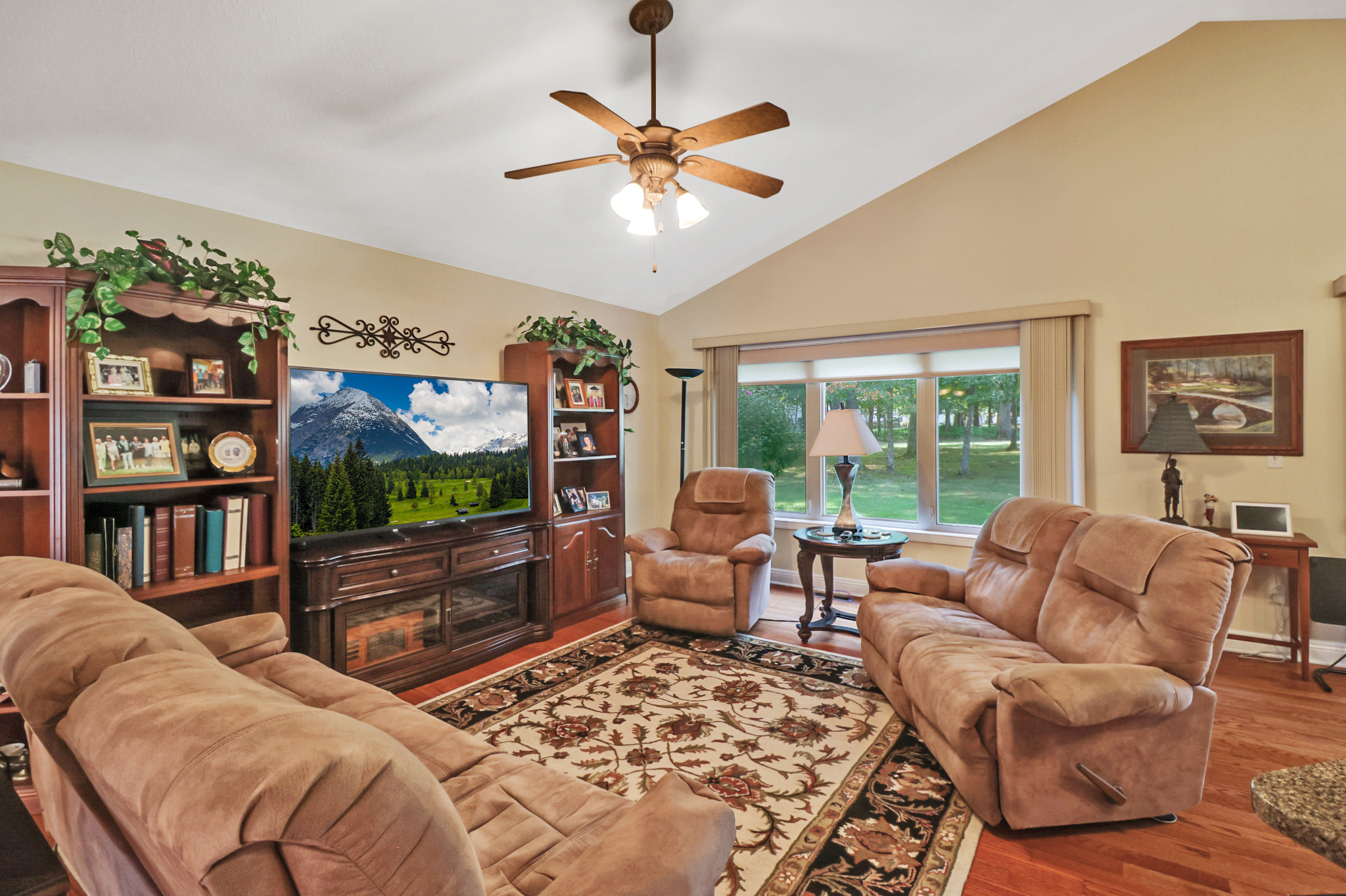 Fairfield Glade, Tennessee, 38558, United States, 3 Bedrooms Bedrooms, ,2 BathroomsBathrooms,Residential,For Sale,1945006