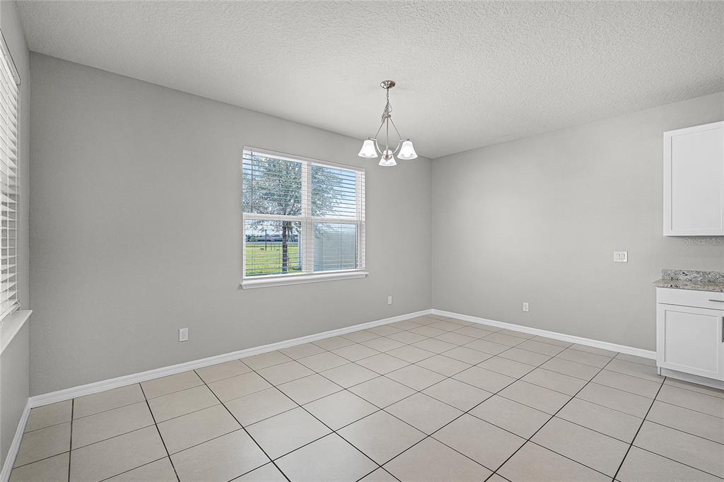 Apopka, Florida, 32712, United States, 4 Bedrooms Bedrooms, ,3 BathroomsBathrooms,Residential,For Sale,1940154