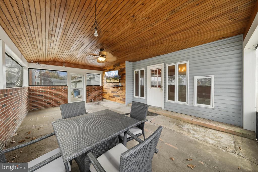 Cherry Hill, New Jersey, 08034, United States, 4 Bedrooms Bedrooms, ,4 BathroomsBathrooms,Residential,For Sale,1990479