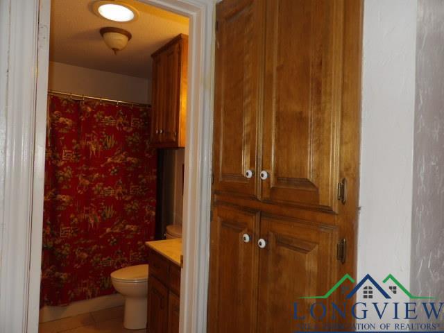 912 CR 3920, Hawkins, Texas, 75765, United States, 4 Bedrooms Bedrooms, ,3 BathroomsBathrooms,Residential,For Sale,912 CR 3920,1629044