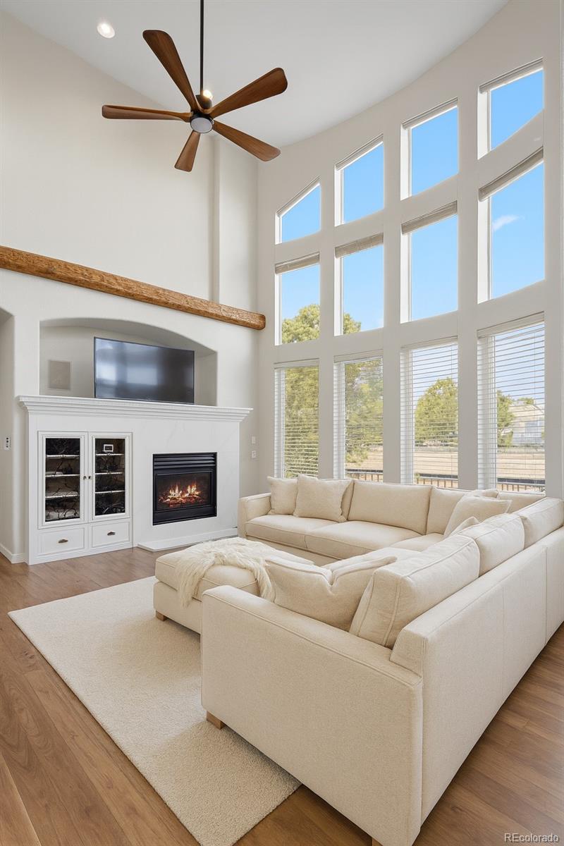 Castle Pines, Colorado, 80108, United States, 5 Bedrooms Bedrooms, ,4 BathroomsBathrooms,Residential,For Sale,2002261