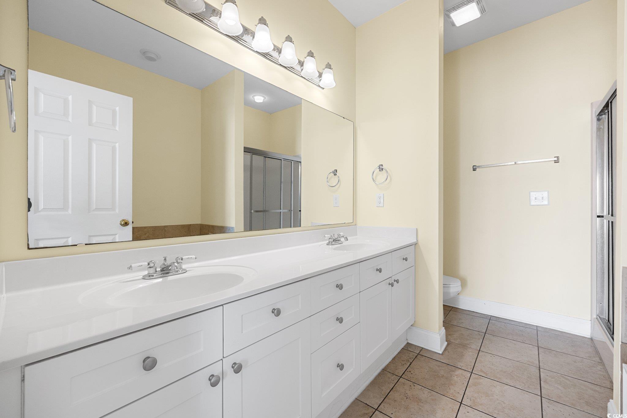 North Myrtle Beach, South Carolina, 29582, United States, 6 Bedrooms Bedrooms, ,5 BathroomsBathrooms,Residential,For Sale,1981254