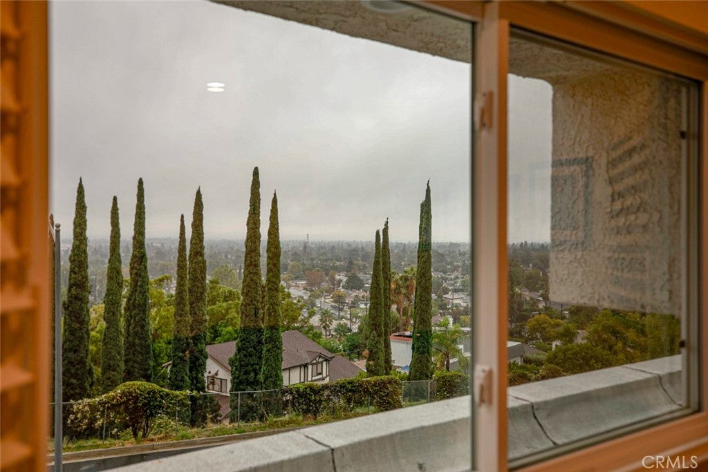 Granada Hills, California, 91344, United States, 4 Bedrooms Bedrooms, ,3 BathroomsBathrooms,Residential,For Sale,1993417