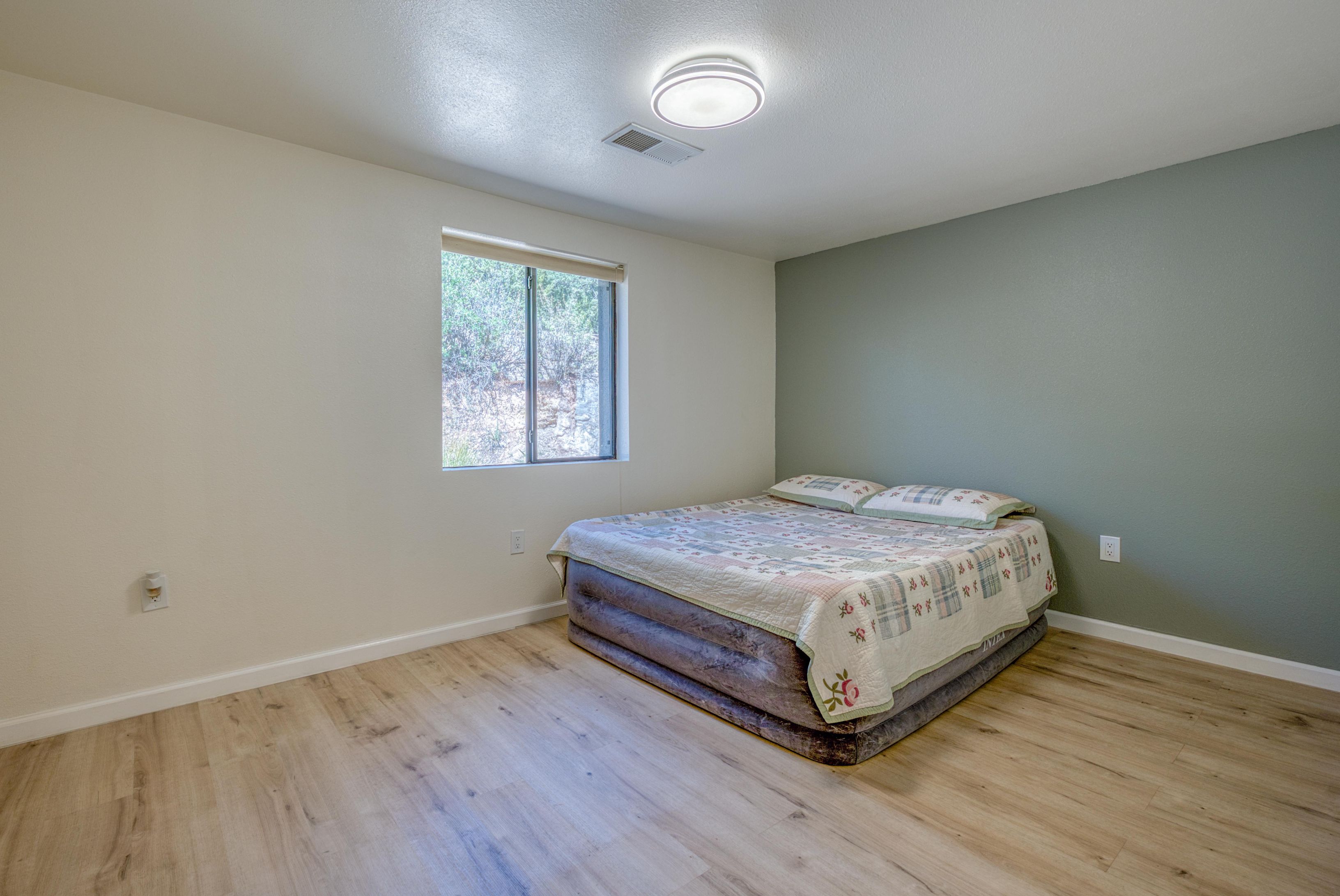 High Rolls, New Mexico, 88325, United States, 4 Bedrooms Bedrooms, ,3 BathroomsBathrooms,Residential,For Sale,1984100