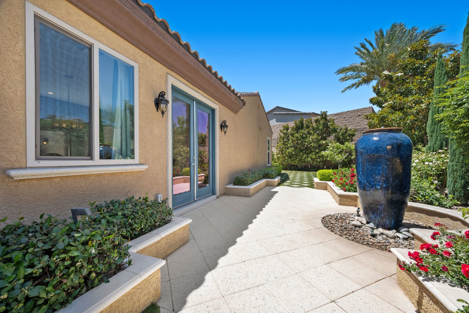  DESIGNER DREAM OASIS IN GATED LAKE LAS VEGAS, FURNISHED TURN-KEY - 物件實景